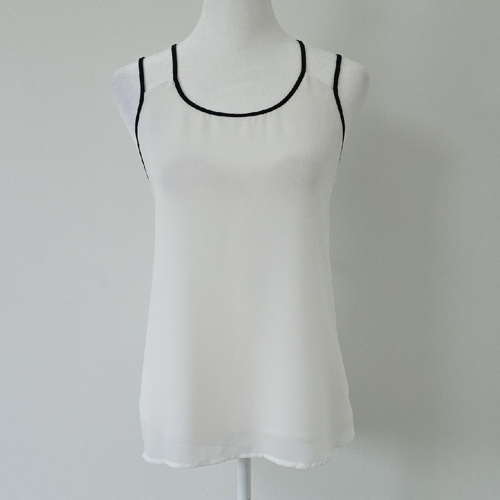 Women's Naked Zebra Round neck White Loose Flowy Blouse Top Size M